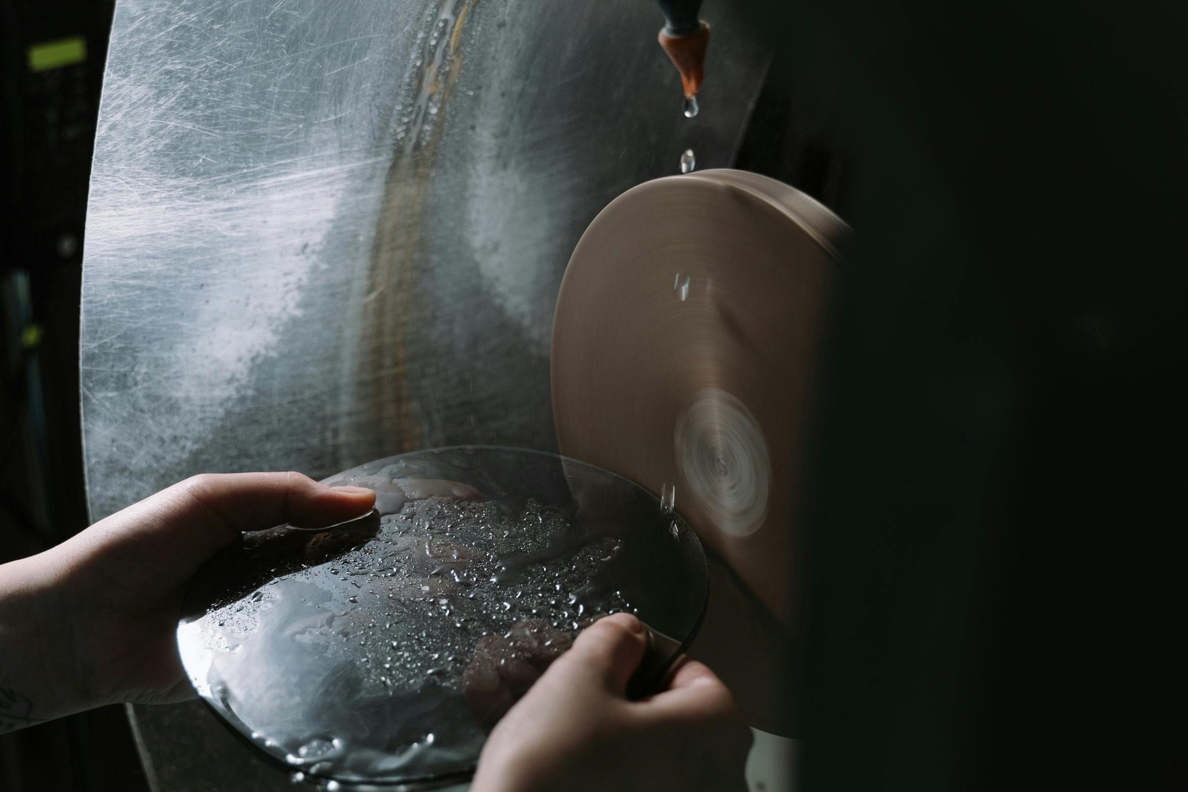 polishing glass